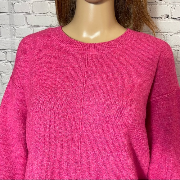 NWT New Vince Camuto Pink Center Seam Crewneck Sweater Size 1X - Picture 10 of 12